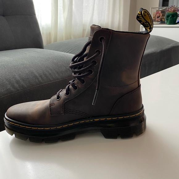 Brown leather lace up dr martins , NEW - Picture 2 of 5